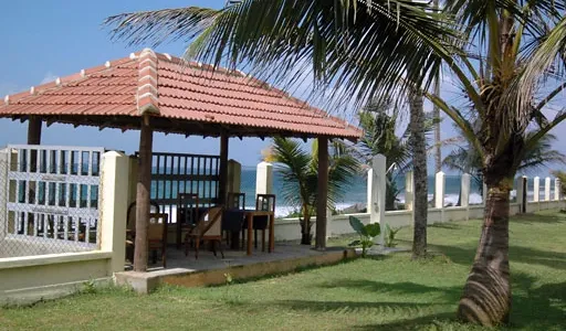 The Old Lady At The Sea: Sri Lanka